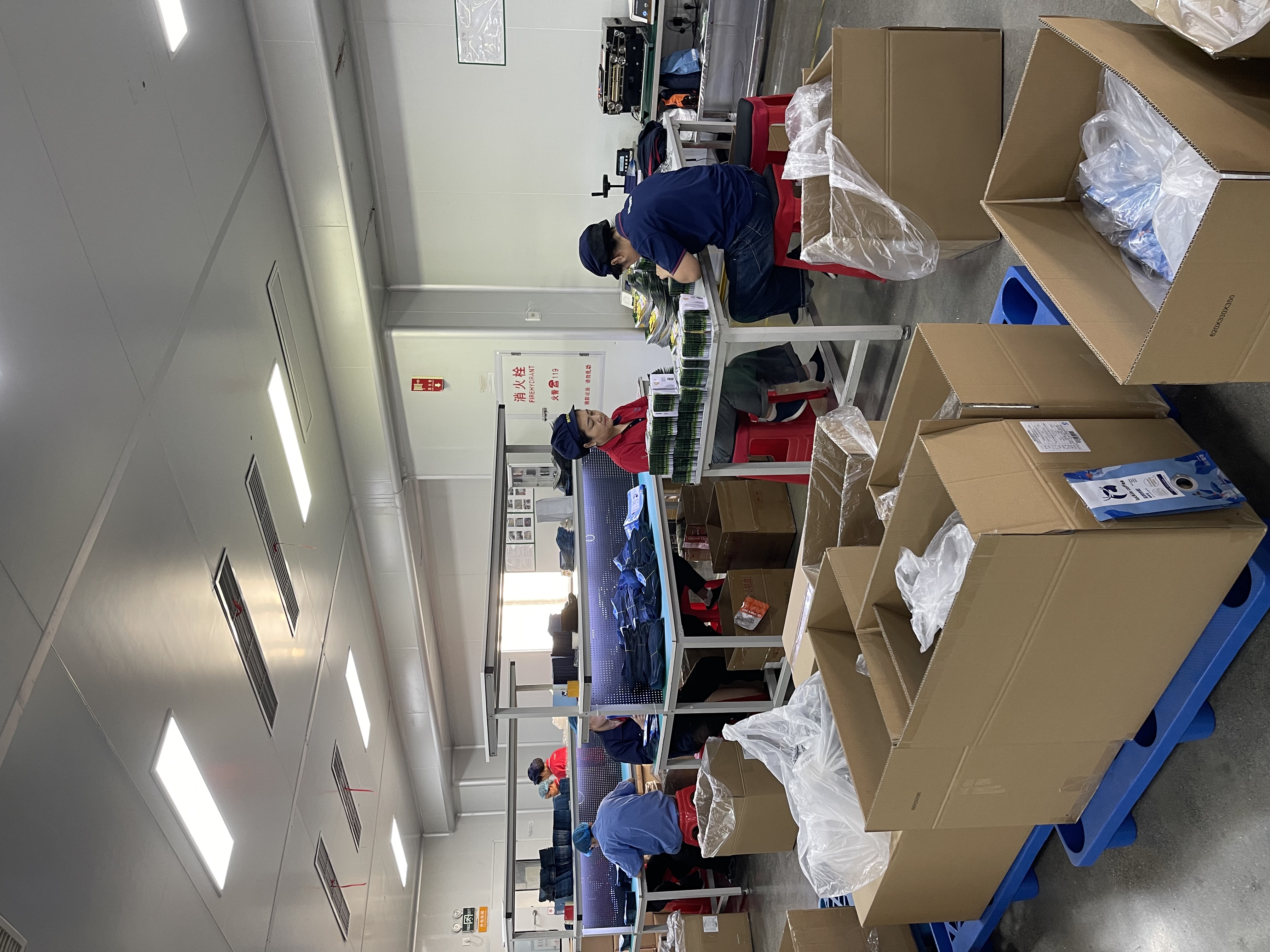 Pouch quality control and packing Pouch quality inspection and packing workstation at BioPouches